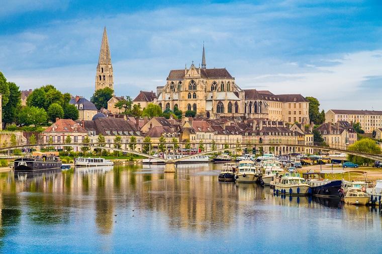 location auxerre