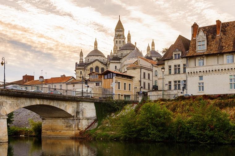 location perigueux